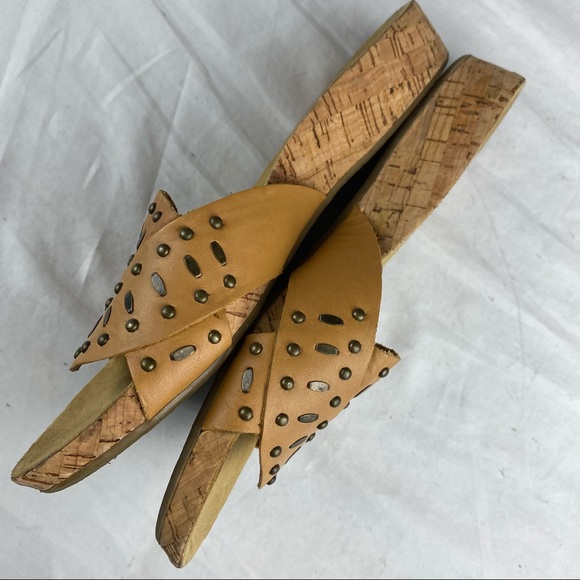 NINE WEST SENSO Carmel Leather Studded Slides - Picture 6 of 10